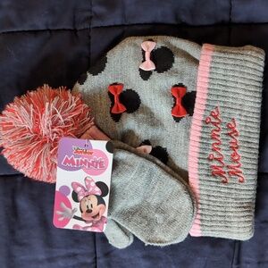 DISNEY JUNIOR "Minnie Mouse" Little Girl's Hat & Mitten Set
